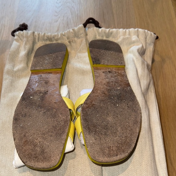 Hermes Oran Yellow Slide Sandals - Picture 3 of 3